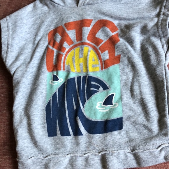 Catch The Wave Boho Sleeveless Sweater Hoodie Baby Boy 18 month - Picture 2 of 5